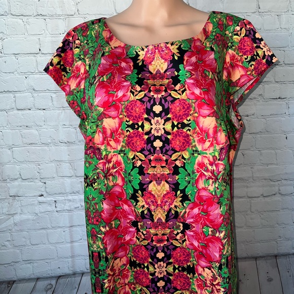 Madison Leigh Woman Green & Red Tropical Dress size 14W - Picture 2 of 11